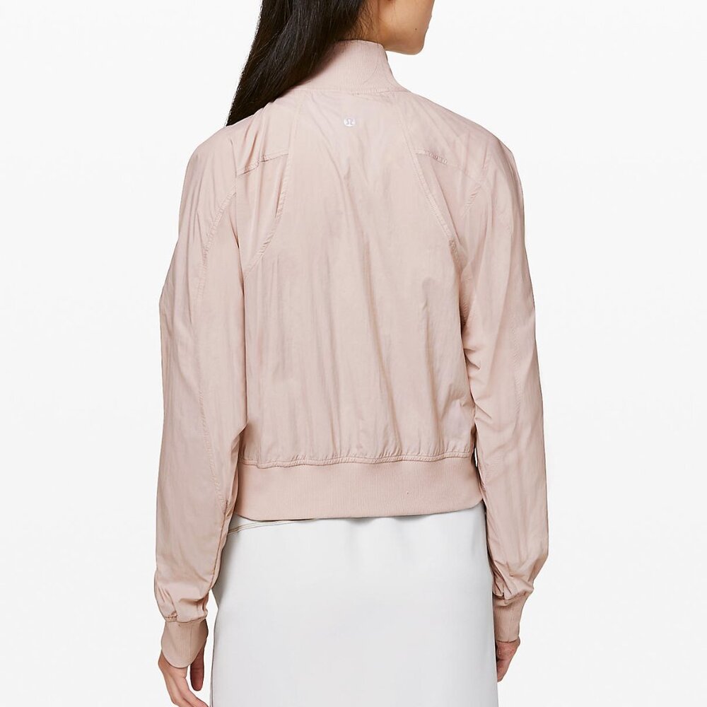 lululemon Serve It Jacket in Muse - Picture 3 of 11